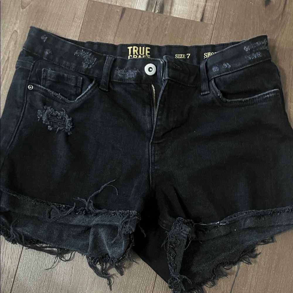 True Craft Women's Black Frayed Jean Shorts